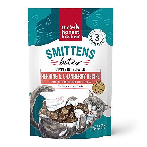 100% Human Grade Cat Treats with Delicious Wild-Caught herring